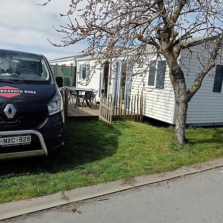 Stacaravan Bredene Met Tuin Nr 2126 Zewnętrze zdjęcie