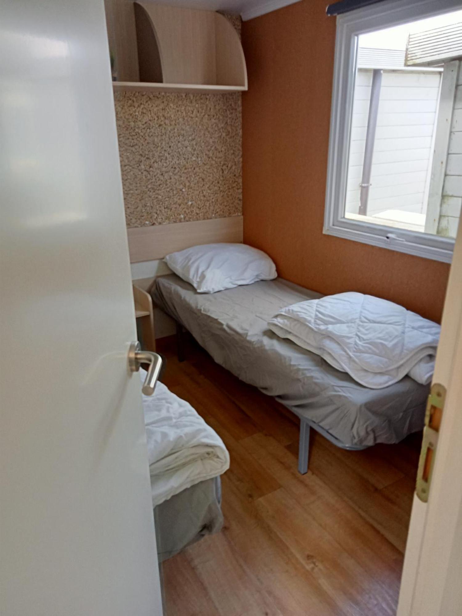 Stacaravan Bredene Met Tuin Nr 2126 Zewnętrze zdjęcie
