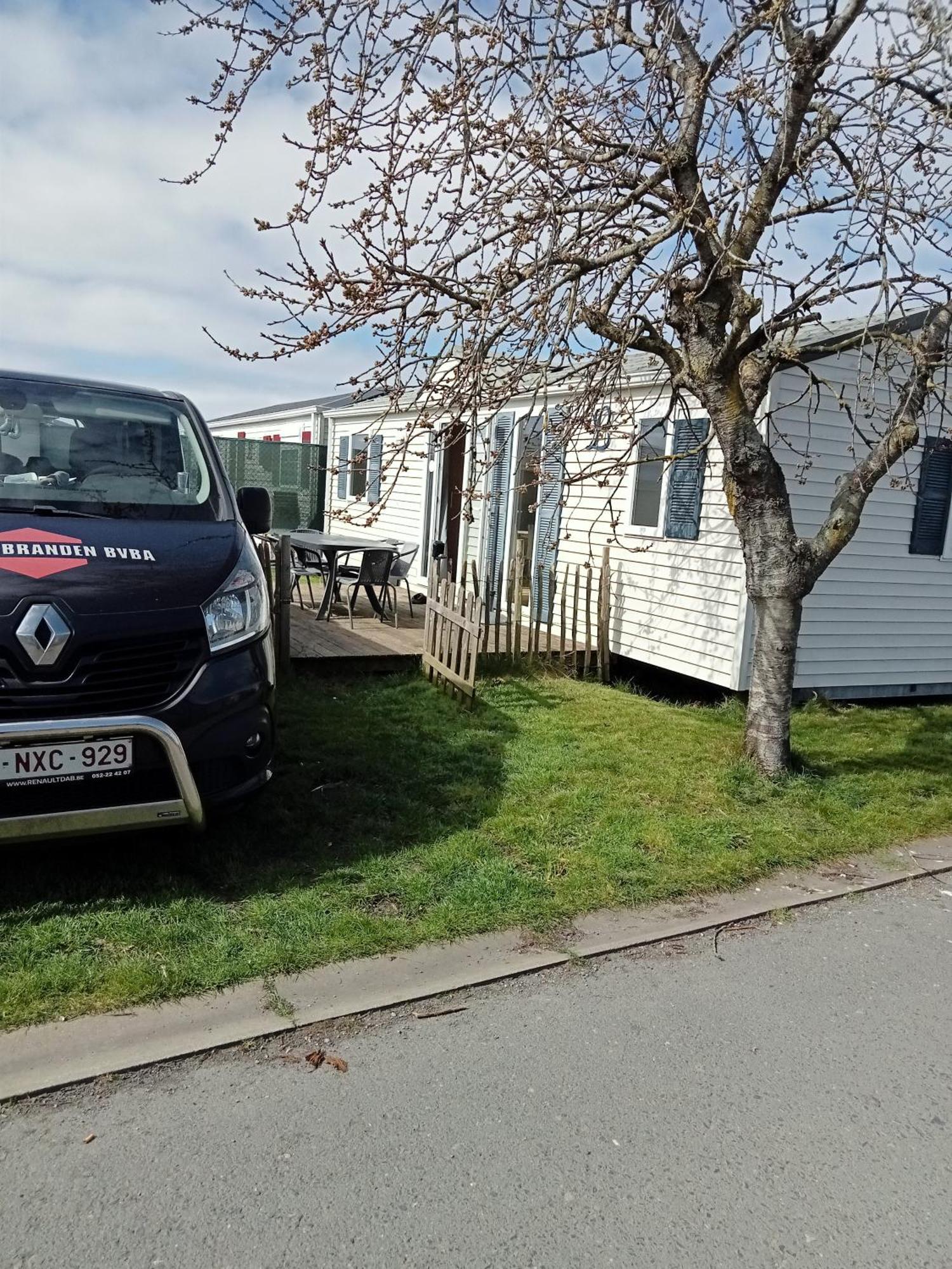 Stacaravan Bredene Met Tuin Nr 2126 Zewnętrze zdjęcie